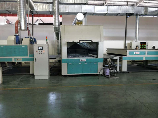 Macchina di rivestimento automatico a spruzzo per legno e metallo