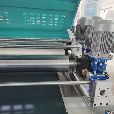 Macchine per rivestimento a due rulli ad alta velocità per porte in vetro in legno acrilico