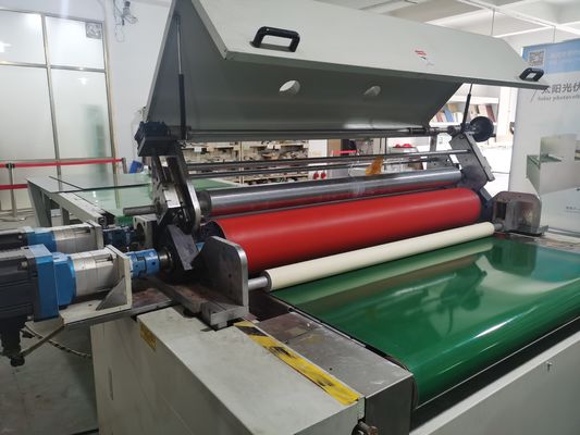 Macchina di rivestimento di vetro a rulli con pellicola AR avanzata, vetro fotovoltaico solare, vetro per pareti a tenda