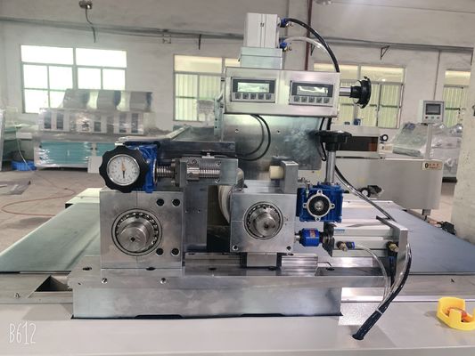 Macchina di rivestimento a fessura professionale Peso uniforme di rivestimento regolabile