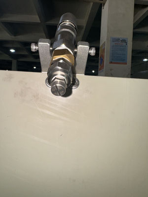 Rivestimento a rotazione a doppia stazione ad alta potenza per rivestimento a barriera acqua/olio di stoviglie stampate in pasta