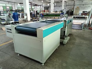 Linea di rivestimento a velocita' elevata per mobili a pannelli piatti - soluzione di finitura di precisione