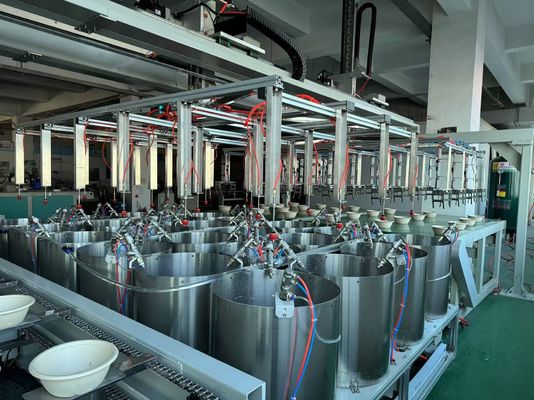 Progettazione innovativa Tecnologia avanzata Macchina di rivestimento per stampaggio della pasta 24 Stazione CE