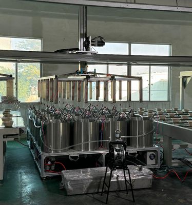Lunga durata di vita Macchine di rivestimento per il montaggio robotico ad alta velocità per lo stampaggio della pasta 24 stazioni per il prodotto stampato della pasta