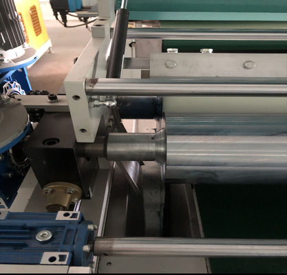 Linea di rivestimento a rullo per bobine metalliche con rivestimento UV ad alta precisione e larghezza personalizzabile per applicazioni industriali