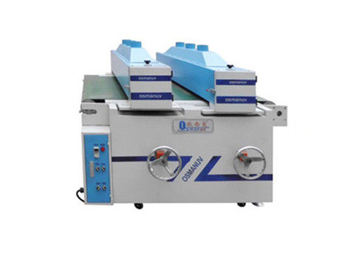 Punto ricoprente UV dell'attrezzatura che stampa la fabbrica di macchina ricoprente UV
