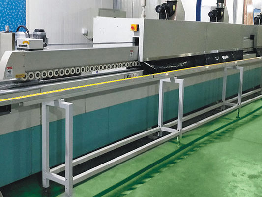 Fornitori UV UV della macchina di rivestimento della vernice della macchina ricoprente per la parete o Boad o industria automobilistica
