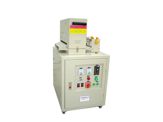 Superficie autoadesiva dell'etichetta che stampa inchiostro UV o verniciare irradiamento leggero viola UV che cura macchina