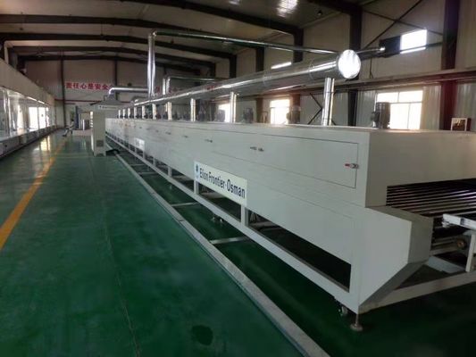 Bordo di trattamento del silicato di calcio di controllo dello SpA della macchina di rivestimento dello spruzzo di luce UV del bordo 388kw del MDF