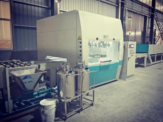 Il servomotore di 60KW Mitsubishi spruzza l'attrezzatura ricoprente per il pannello della porta