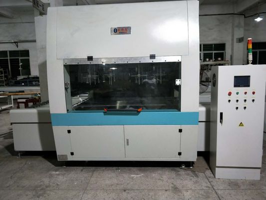 Sistema di spruzzatura automatica per rivestimento | Soluzione per l'applicazione uniforme della vernice su stampaggio di polpa e pannelli edili