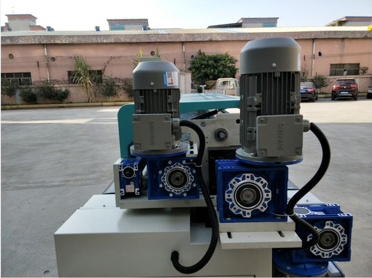 90% di efficienza di rivestimento attrezzature di rivestimento a rulli 20m/min pressione dell'aria 0,6Mpa