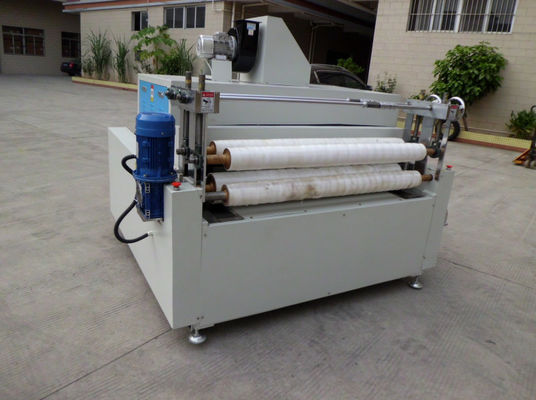 UV Coating Machine UV Printing Machine Company per il pavimento o la mobilia o il rivestimento di legno del Wallboard o degli artigianato
