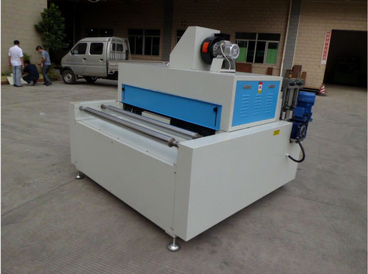 UV Coating Machine UV Printing Machine Company per il pavimento o la mobilia o il rivestimento di legno del Wallboard o degli artigianato