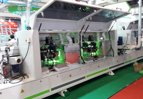 Fornitori UV UV della macchina di rivestimento della vernice della macchina ricoprente per la parete o Boad o industria automobilistica