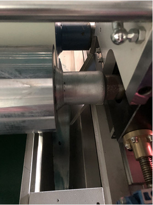 Macchina di rivestimento a rulli di alta capacità di produzione affidabile con velocità da 0 a 20 M/min e pressione d'aria da 0,4 a 0,6 Mpa