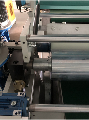 Macchina di rivestimento a rulli di alta capacità di produzione affidabile con velocità da 0 a 20 M/min e pressione d'aria da 0,4 a 0,6 Mpa