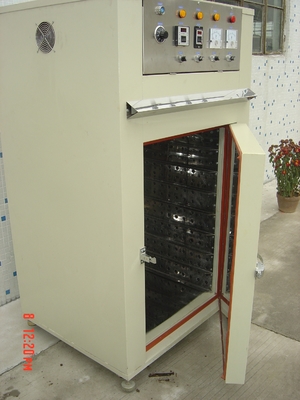 Intervallo di temperatura da 0°C a 250°C Forno a temperatura costante con velocità di raffreddamento di 2,0°C/min