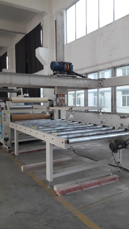 50 kg/h di capacità Sistema di trasporto a nastro per una movimentazione fluida e continua dei materiali