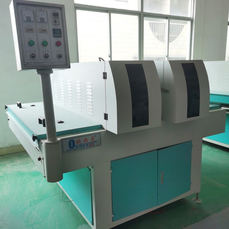 Efficiente veloce risparmio energetico due lampade macchina di raffreddamento UV per foglio di borato UV Coat