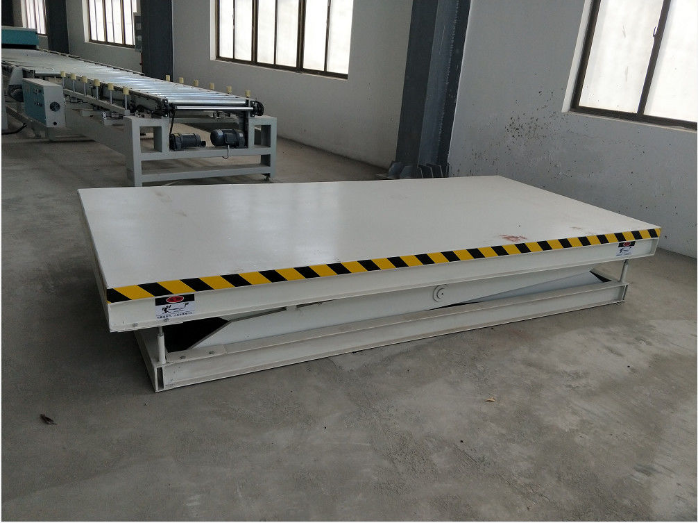 Sollevi il piccolo tipo idraulico 1800mm della Tabella dell'elevatore di altezza 2.2KW