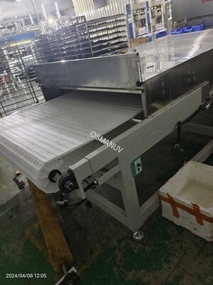 17530mm×1600mm×1100mm Vacuum Microwave Dryer For Precise Temperature Control At 80C