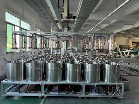 Linea di spin coating intelligente a 24 stazioni per rivestimenti barriera acqua/olio di stoviglie stampate in polpa